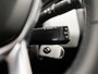 Renault Clio 1.0 TCe 90 Evolution (APPLE CARPLAY, NAVIGATIE, GETINT GLAS, PARKEERSENSOREN, SPORTSTOELEN, LM VELGEN, CRUISE, NIEUWSTAAT)