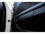 BMW 5-Serie Touring 528i High Executive Panoramadak I Soft Close I Adaptive Cruise I Hifi I Head Up I Mineralweiss I NL Auto I NAP