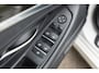 BMW 5-Serie Touring 528i High Executive Panoramadak I Soft Close I Adaptive Cruise I Hifi I Head Up I Mineralweiss I NL Auto I NAP