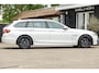 BMW 5-Serie Touring 528i High Executive Panoramadak I Soft Close I Adaptive Cruise I Hifi I Head Up I Mineralweiss I NL Auto I NAP