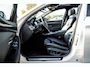 BMW 5-Serie Touring 528i High Executive Panoramadak I Soft Close I Adaptive Cruise I Hifi I Head Up I Mineralweiss I NL Auto I NAP