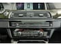 BMW 5-Serie Touring 528i High Executive Panoramadak I Soft Close I Adaptive Cruise I Hifi I Head Up I Mineralweiss I NL Auto I NAP