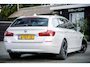 BMW 5-Serie Touring 528i High Executive Panoramadak I Soft Close I Adaptive Cruise I Hifi I Head Up I Mineralweiss I NL Auto I NAP