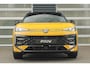 Volkswagen T-Roc 1.5 eTSI 150pk DSG Style R-Line Edition | Panoramadak | Treakhaak | Head-up | 20" Velgen