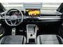 Volkswagen T-Roc 1.5 eTSI 150pk DSG Style R-Line Edition | Panoramadak | Treakhaak | Head-up | 20" Velgen