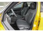 Volkswagen T-Roc 1.5 eTSI 150pk DSG Style R-Line Edition | Panoramadak | Treakhaak | Head-up | 20" Velgen