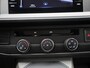 Volkswagen Transporter 2.0 TDI L1H1 4Motion 204PK | Dubbele Cabine | Automaat | Trekhaak | Multifunctioneel Stuurwiel | Navigatie | Parkeersensoren Voor + Achter | LED-Koplampen | Cruise Control | Airco | DAB+ |