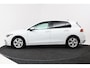 Volkswagen Golf 2.0 TDI Style (DIGITALE COCKPIT, SFEERVERLICHTING, NAVIGATIE, CRUISE ADAPTIEF, STUURVERWARMING)