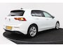 Volkswagen Golf 2.0 TDI Style (DIGITALE COCKPIT, SFEERVERLICHTING, NAVIGATIE, CRUISE ADAPTIEF, STUURVERWARMING)