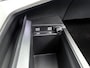 Peugeot 3008 1.6 plug-in Hybrid GT 195pk Automaat | 8 JAAR GARANTIE | DEMO | SoH 99,1 | Schuif-/Kanteldak | Elektrische Bestuurdersstoel | Elektrische Achterklep | 360 Camera | Navigatie | Climate Control | Adaptieve Cruise Control | 19" LMV | Matrix-LED Koplampen | Dodehoekdetectie | Keyless Entry/Start | Apple Carplay/Android Auto |