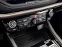 Jeep Compass 4xe 240 Plug-in Hybrid Electric Sport 240Pk Automaat (VIRTUAL COCKPIT, APPLE CARPLAY, GROOT NAVI, KEYLESS, CAMERA, SPORTSTOELEN, LEDER, GETINT GLAS, ADAPTIVE CRUISE, NIEUWSTAAT)