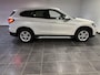 BMW X1 sDrive20i VDL Nedcar Edition | voorstoelen verwarmd | Parking pack |