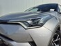 Toyota C-HR / C-HR+ 1.8 Hybrid Bi-Tone Plus | Lederen bekleding | Navigatie | Cruise control adaptief | DAB | JBL |