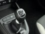 Hyundai i10 1.0 COMFORT | NAVI via APPLE CAR PLAY & ANDROID AUTO | CRUISE | AIRCO | FABRIEKSGARANTIE GELDIG T/M 7-2028! |