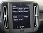 Volvo XC40 T2 Momentum | Handgeschakeld | Apple / Android carplay |