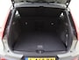 Volvo XC40 P8 R-Design | Stoel en Stuurverwarming | Dodehoekdetectie |