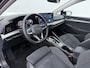 Volkswagen Golf 1.5 eHybrid Style Edition | Pano dak | Trekhaak | Head Up Display | Stuur-/Stoelverwarming | Elek Stoelen |