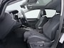 Volkswagen Golf 1.5 eHybrid Style Edition | Pano dak | Trekhaak | Head Up Display | Stuur-/Stoelverwarming | Elek Stoelen |