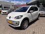 Volkswagen Up! 1.0 cross up! BlueMotion, Carplay, 17"wielen, Super sound systeem.
