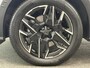 Peugeot 5008 1.2 Hybrid 136pk Allure Automaat Navigatie Cruise control Climate control LED Parkeersensoren Camera Apple Carplay/ Android Auto Radio