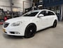 Opel Insignia 1.6 Turbo 180pk Sport | Navigatie | Trekhaak | PDC V+A | Leder | Cruise control | 19'' velgen met zgan banden | NAP | Rijklaar prijs!
