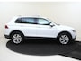Volkswagen Tiguan 1.4 TSI eHybrid Elegance | SoH 94% | Panoramadak | Keyless | Parkeerassistent | Achteruitrijcamera | Navigatie | LED matrix verlichting | Adaptieve cruise control |