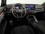 CUPRA Terramar 1.5 TSI e-Hybrid VZ Performance 272 pk Automaat | Navigatie | Panoramadak | Parkeersensoren (Park assist) Rondomzicht camera | Elektr. voorstoelen | Matrix LED koplampen |