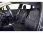 Volvo V40 T2 Nordic+ - Parkeerverwarming - LED-koplampen - Parkeersensoren achter - Verwarmde voorstoelen - Volvo On Call - Navigatie - High performance audio - 16' LMV