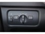 Volvo V40 T2 Nordic+ - Parkeerverwarming - LED-koplampen - Parkeersensoren achter - Verwarmde voorstoelen - Volvo On Call - Navigatie - High performance audio - 16' LMV