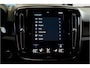 Volvo XC40 1.5 T4 Plug-in Hybrid 155kW/211pk DCT7 Ultimate Dark PANORAMADAK + HARMAN/KARDON + LEER/ALCANTARA + CRUISE + NAVI SENSUS + LANE ASSIST + EL.STOELEN + STOEL-&STUURVERWARMING + CAMERA + KEYLESS + PARKSENSOREN V&A + 19” LM-VELGEN!!