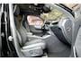 Volvo XC40 1.5 T4 Plug-in Hybrid 155kW/211pk DCT7 Ultimate Dark PANORAMADAK + HARMAN/KARDON + LEER/ALCANTARA + CRUISE + NAVI SENSUS + LANE ASSIST + EL.STOELEN + STOEL-&STUURVERWARMING + CAMERA + KEYLESS + PARKSENSOREN V&A + 19” LM-VELGEN!!