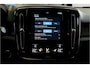 Volvo XC40 1.5 T4 Plug-in Hybrid 155kW/211pk DCT7 Ultimate Dark PANORAMADAK + HARMAN/KARDON + LEER/ALCANTARA + CRUISE + NAVI SENSUS + LANE ASSIST + EL.STOELEN + STOEL-&STUURVERWARMING + CAMERA + KEYLESS + PARKSENSOREN V&A + 19” LM-VELGEN!!