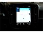 Volvo XC40 1.5 T4 Plug-in Hybrid 155kW/211pk DCT7 Ultimate Dark PANORAMADAK + HARMAN/KARDON + LEER/ALCANTARA + CRUISE + NAVI SENSUS + LANE ASSIST + EL.STOELEN + STOEL-&STUURVERWARMING + CAMERA + KEYLESS + EL.TREKHAAK + PARKSENSOREN V&A + 19” LM-VELGEN!!