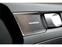 Volvo XC40 1.5 T4 Plug-in Hybrid 155kW/211pk DCT7 Ultimate Dark PANORAMADAK + HARMAN/KARDON + LEER/ALCANTARA + CRUISE + NAVI SENSUS + LANE ASSIST + EL.STOELEN + STOEL-&STUURVERWARMING + CAMERA + KEYLESS + EL.TREKHAAK + PARKSENSOREN V&A + 19” LM-VELGEN!!