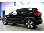 Volvo XC40 1.5 T4 Plug-in Hybrid 155kW/211pk DCT7 Ultimate Dark PANORAMADAK + HARMAN/KARDON + LEER/ALCANTARA + CRUISE + NAVI SENSUS + LANE ASSIST + EL.STOELEN + STOEL-&STUURVERWARMING + CAMERA + KEYLESS + EL.TREKHAAK + PARKSENSOREN V&A + 19” LM-VELGEN!!