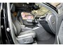 Volvo XC40 1.5 T4 Plug-in Hybrid 155kW/211pk DCT7 Ultimate Dark PANORAMADAK + HARMAN/KARDON + LEER/ALCANTARA + CRUISE + NAVI SENSUS + LANE ASSIST + EL.STOELEN + STOEL-&STUURVERWARMING + CAMERA + KEYLESS + EL.TREKHAAK + PARKSENSOREN V&A + 19” LM-VELGEN!!