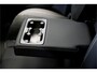 Volvo XC40 1.5 T4 Plug-in Hybrid 155kW/211pk DCT7 Ultimate Dark PANORAMADAK + HARMAN/KARDON + LEER/ALCANTARA + CRUISE + NAVI SENSUS + LANE ASSIST + EL.STOELEN + STOEL-&STUURVERWARMING + CAMERA + KEYLESS + EL.TREKHAAK + PARKSENSOREN V&A + 19” LM-VELGEN!!