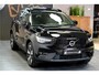Volvo XC40 1.5 T4 Plug-in Hybrid 155kW/211pk DCT7 Ultimate Dark PANORAMADAK + HARMAN/KARDON + LEER/ALCANTARA + CRUISE + NAVI SENSUS + LANE ASSIST + EL.STOELEN + STOEL-&STUURVERWARMING + CAMERA + KEYLESS + PARKSENSOREN V&A + 19” LM-VELGEN!!
