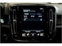 Volvo XC40 1.5 T4 Plug-in Hybrid 155kW/211pk DCT7 Ultimate Dark PANORAMADAK + HARMAN/KARDON + LEER/ALCANTARA + CRUISE + NAVI SENSUS + LANE ASSIST + EL.STOELEN + STOEL-&STUURVERWARMING + CAMERA + KEYLESS + PARKSENSOREN V&A + 19” LM-VELGEN!!