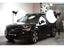 Volvo XC40 1.5 T4 Plug-in Hybrid 155kW/211pk DCT7 Ultimate Dark PANORAMADAK + HARMAN/KARDON + LEER/ALCANTARA + CRUISE + NAVI SENSUS + LANE ASSIST + EL.STOELEN + STOEL-&STUURVERWARMING + CAMERA + KEYLESS + PARKSENSOREN V&A + 19” LM-VELGEN!!