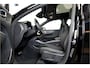 Volvo XC40 1.5 T4 Plug-in Hybrid 155kW/211pk DCT7 Ultimate Dark PANORAMADAK + HARMAN/KARDON + LEER/ALCANTARA + CRUISE + NAVI SENSUS + LANE ASSIST + EL.STOELEN + STOEL-&STUURVERWARMING + CAMERA + KEYLESS + PARKSENSOREN V&A + 19” LM-VELGEN!!