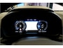 Volvo XC40 1.5 T4 Plug-in Hybrid 155kW/211pk DCT7 Ultimate Dark PANORAMADAK + HARMAN/KARDON + LEER/ALCANTARA + CRUISE + NAVI SENSUS + LANE ASSIST + EL.STOELEN + STOEL-&STUURVERWARMING + CAMERA + KEYLESS + PARKSENSOREN V&A + 19” LM-VELGEN!!