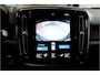 Volvo XC40 1.5 T4 Plug-in Hybrid 155kW/211pk DCT7 Ultimate Dark PANORAMADAK + HARMAN/KARDON + LEER/ALCANTARA + CRUISE + NAVI SENSUS + LANE ASSIST + EL.STOELEN + STOEL-&STUURVERWARMING + CAMERA + KEYLESS + PARKSENSOREN V&A + 19” LM-VELGEN!!