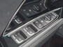 Kia Niro EV e-Niro ExecutiveLine 64 kWh Navigatie | Schuifdak | Lederen bekleding | Stoel verwarming en verkoeling