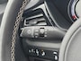 Kia Niro EV e-Niro ExecutiveLine 64 kWh Navigatie | Schuifdak | Lederen bekleding | Stoel verwarming en verkoeling