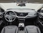 Kia Niro EV e-Niro ExecutiveLine 64 kWh Navigatie | Schuifdak | Lederen bekleding | Stoel verwarming en verkoeling