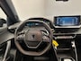 Peugeot 2008 1.2 Hybrid 136 Style Climate | Carplay | Cruise | Parkeersensoren Achter | LED | DAB | Airco (automatisch) | Apple Carplay/Android Auto|telefoonintegratie premium | Cruise control