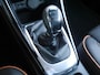 Opel Cascada 1.6 Turbo Cosmo | 170 PK | Cabriolet | Stoel en stuurverwarming | Navigatie | Achteruitrijcamera | 19 inch lichtmetalen velgen | Climate control | Dodehoek detectie