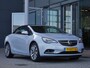 Opel Cascada 1.6 Turbo Cosmo | 170 PK | Cabriolet | Stoel en stuurverwarming | Navigatie | Achteruitrijcamera | 19 inch lichtmetalen velgen | Climate control | Dodehoek detectie