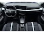 Opel Frontera 1.2 Turbo 110pk Hybrid GS 7pers. | DEMO | Navigatie | Climate control | Camera | Parkeersensoren | Lichtmetalen velgen | Winterpakket | Zwart dak